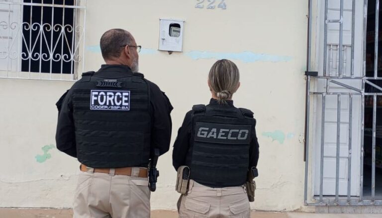 Capa: Policiais militares suspeitos de cinco homicídios são alvos da Operação Sertões