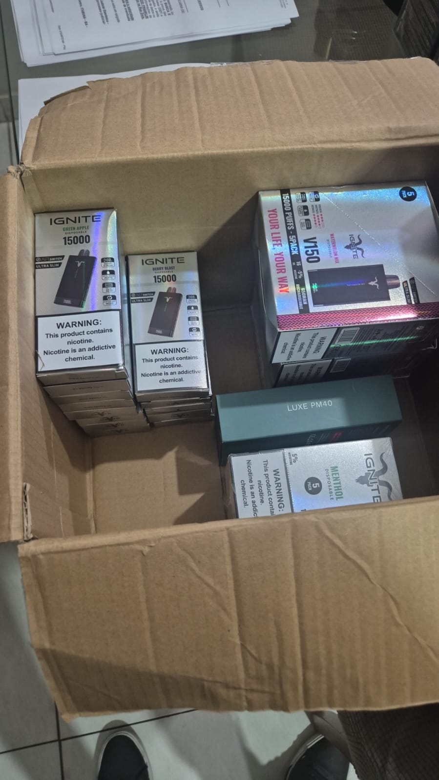 Capa: Polícia Federal deflagra operação em combate ao contrabando de cigarros eletrônicos