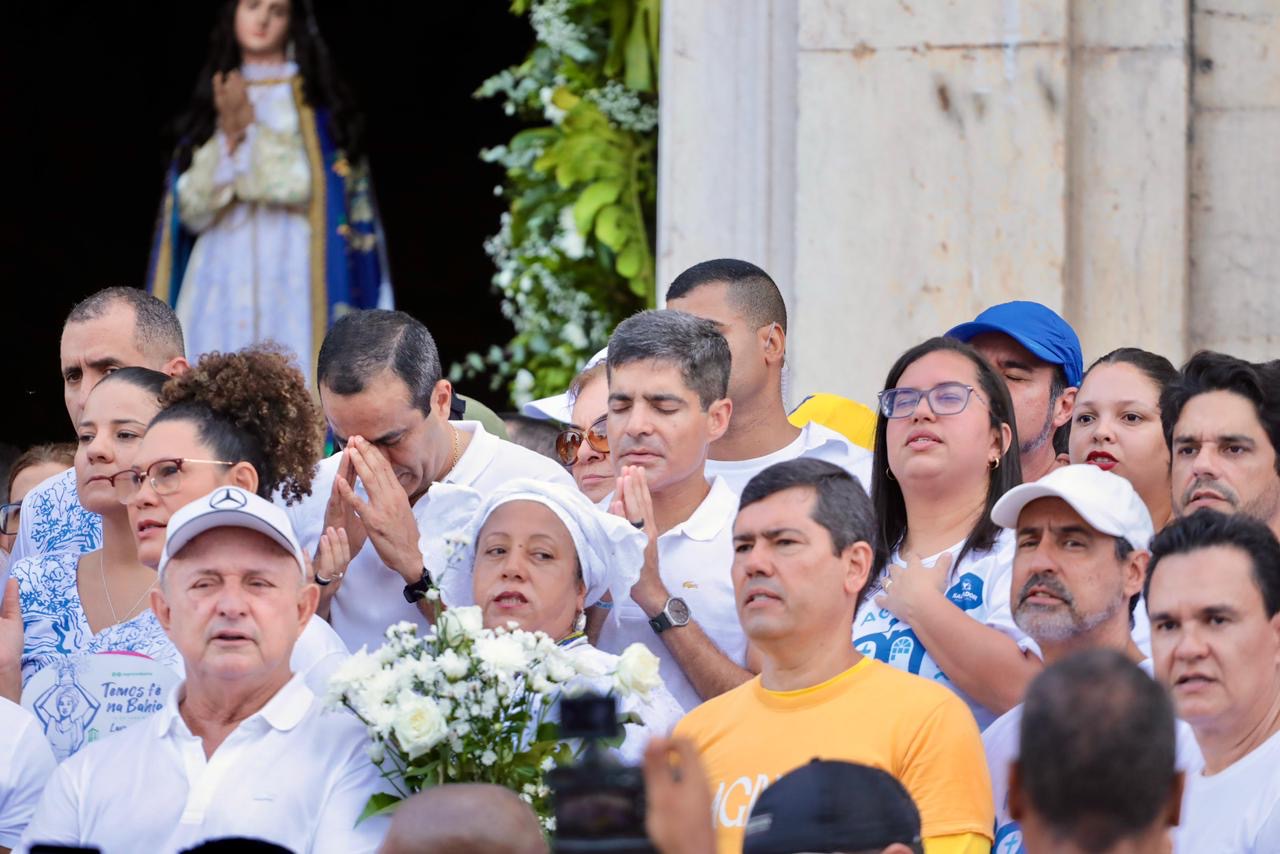 Capa: ”Participo da Lavagem do Bonfim como baiano que tem muita fé”, diz ACM Neto