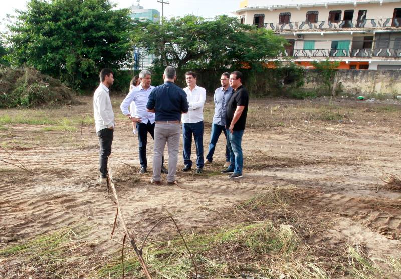 Capa: Jerônimo mobiliza secretarias e reforça parceira com governo federal para enfrentar impactos das chuvas na Bahia