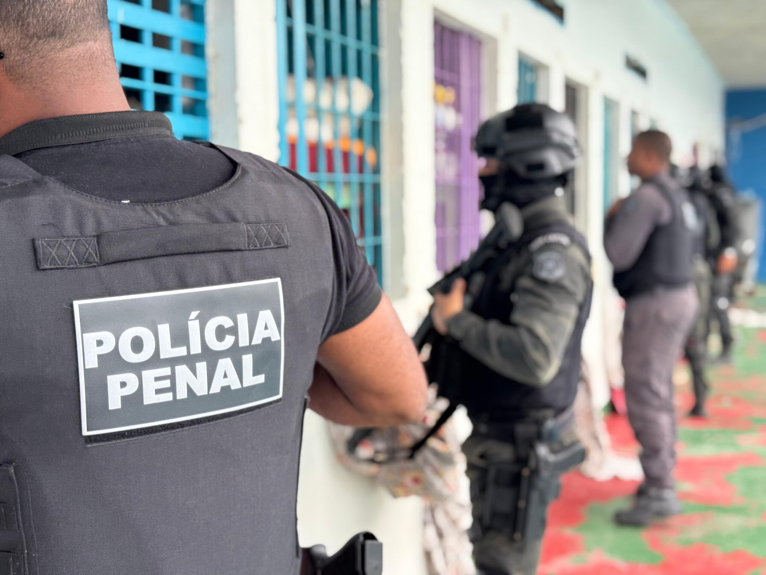 Capa: Polícia Penal intervém no Conjunto Penal de Jequié para reforçar segurança e combater crimes