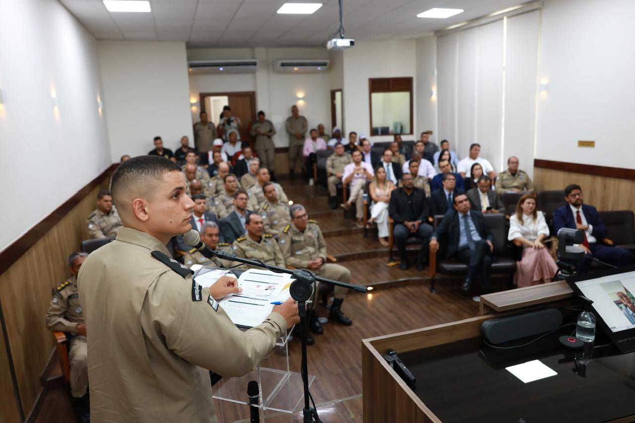 Capa: Polícia Militar e instituições parceiras discutem prevenção à violência nos estádios de futebol