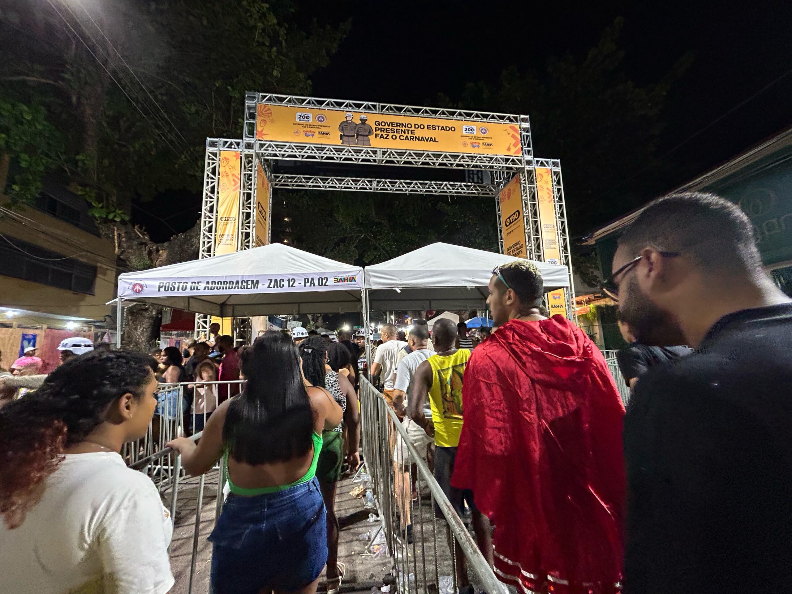 Capa: Reconhecimento Facial da SSP alcança três foragidos nas primeiras horas do Carnaval de Salvador