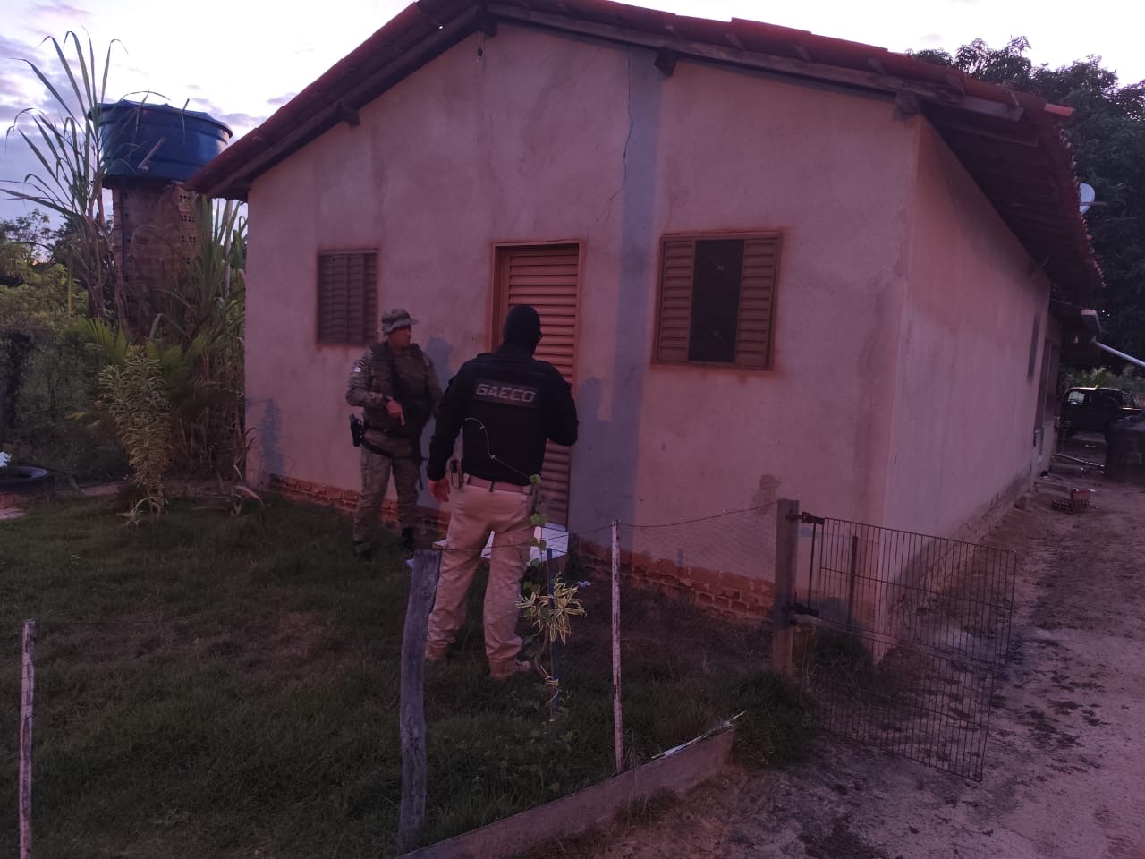 Capa: ”Operação Terra Justa” prende integrantes de milícia com atuação em conflitos fundiários no oeste da Bahia