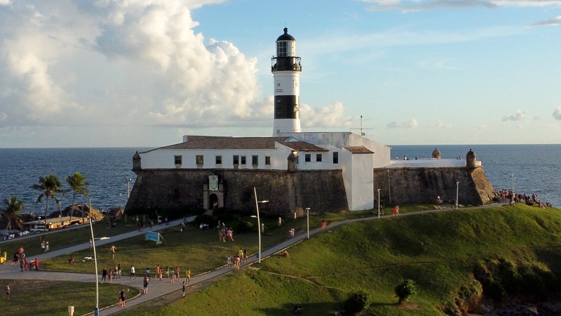 Capa: Bahia lidera receptivo de turistas internacionais no Nordeste entre janeiro e março, aponta Embratur