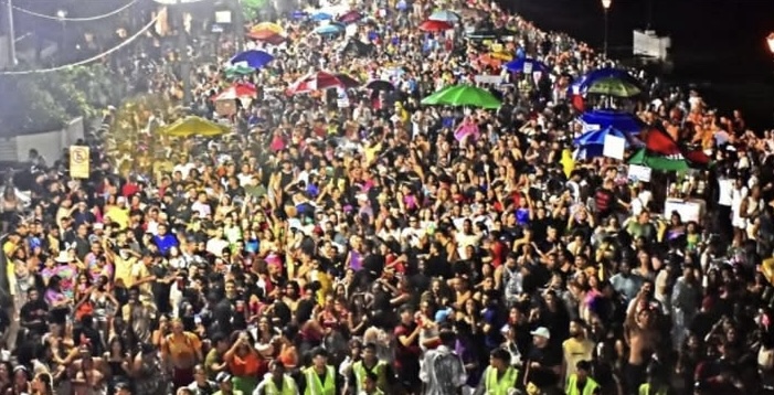 Capa: BANDAS BAIANAS NA MIRA DA FISCALIZAÇÃO: Carnaval de São Luís 2025 sob suspeita de superfaturamento