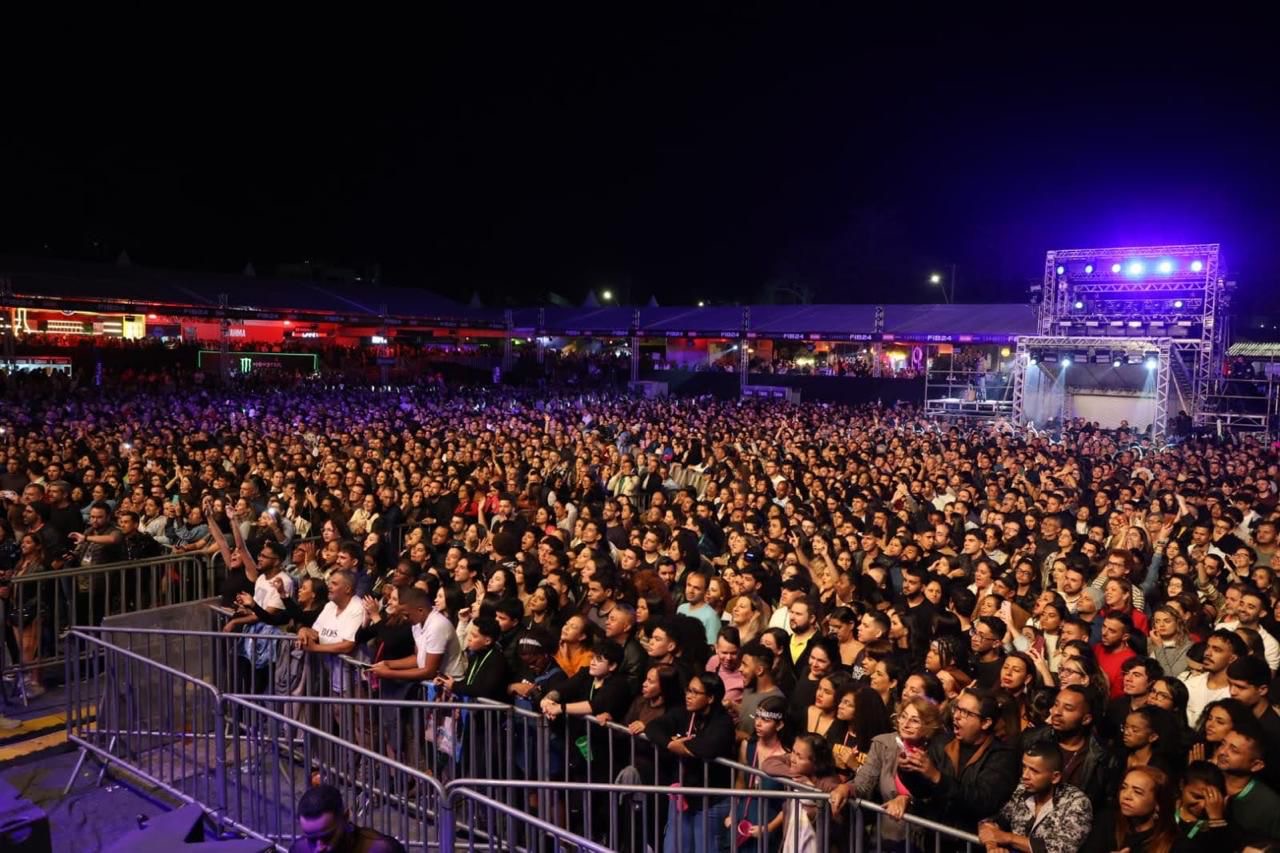Capa: Festival de Inverno Bahia (FIB) anuncia início das vendas no escuro