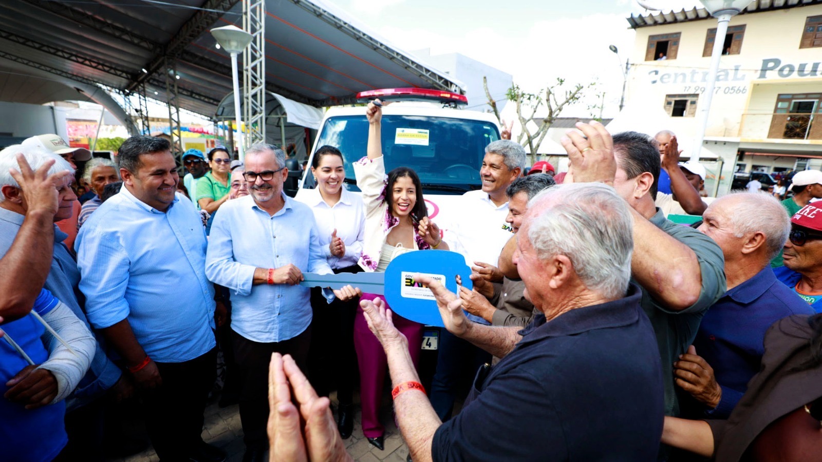 Capa: Ações para a saúde, abastecimento de água e mobilidade urbana somam mais de R$ 40 milhões investidos pelo Estado em Barra da Estiva