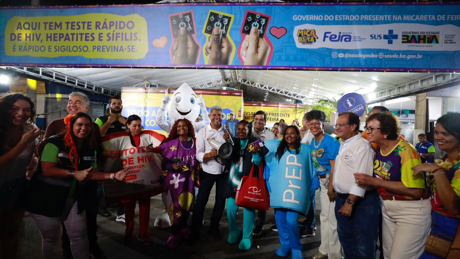 Capa: “A Micareta de Feira de Santana deve ser um espaço de respeito”, declarou Jerônimo Rodrigues durante abertura oficial da festa