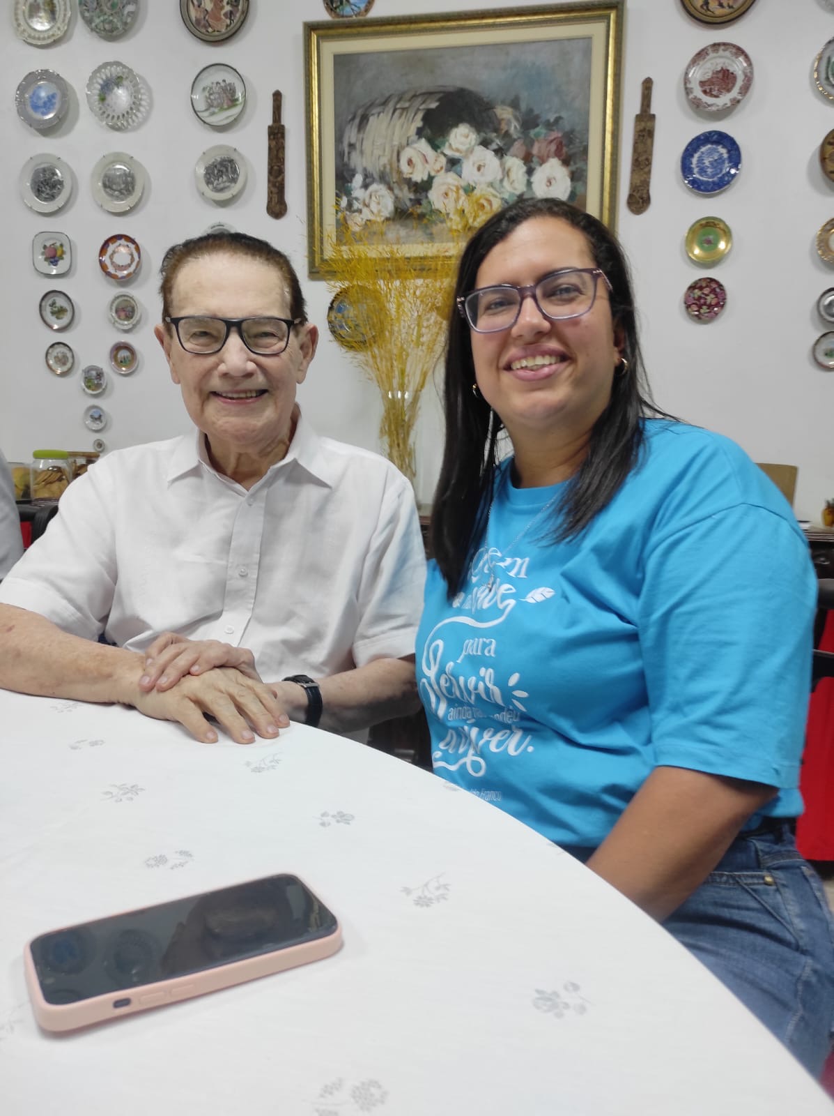 Capa: Vice-prefeita Ana Paula Matos destaca legado de paz e caridade de Divaldo Franco