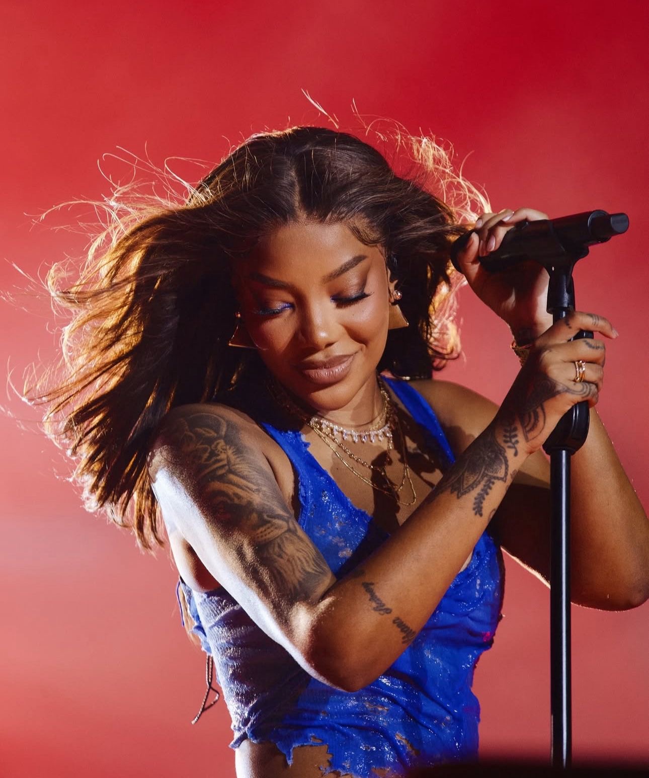 Capa: Ludmilla desembarca em Salvador com mais uma edição do ‘Numanice’