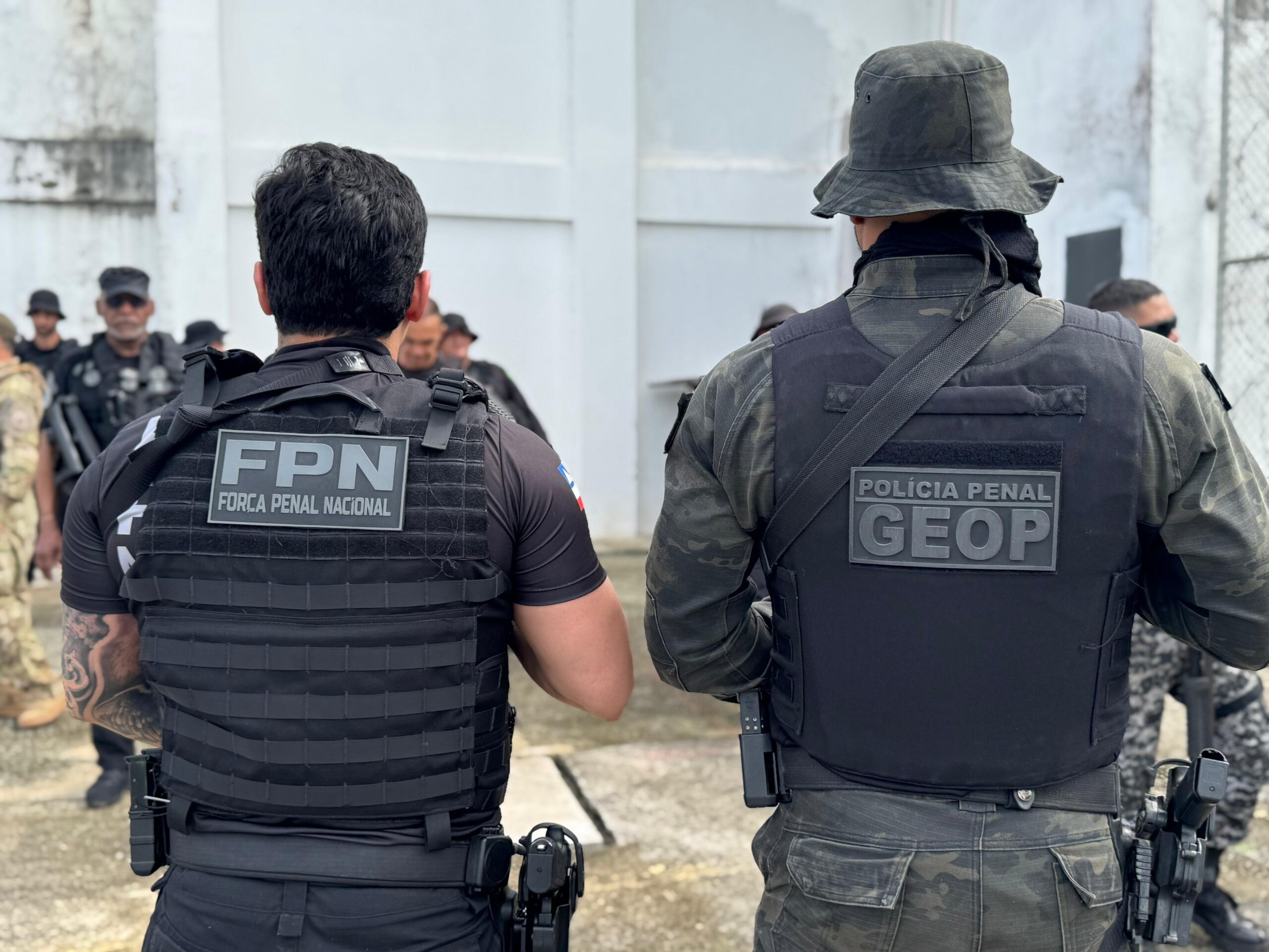 Capa: Força Nacional faz vistoria geral no Conjunto Penal de Eunápolis