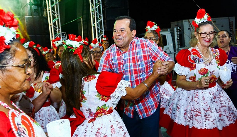 Capa: Geraldo Júnior tem no São João o momento para reforçar imagem no interior e se projetar para 2026