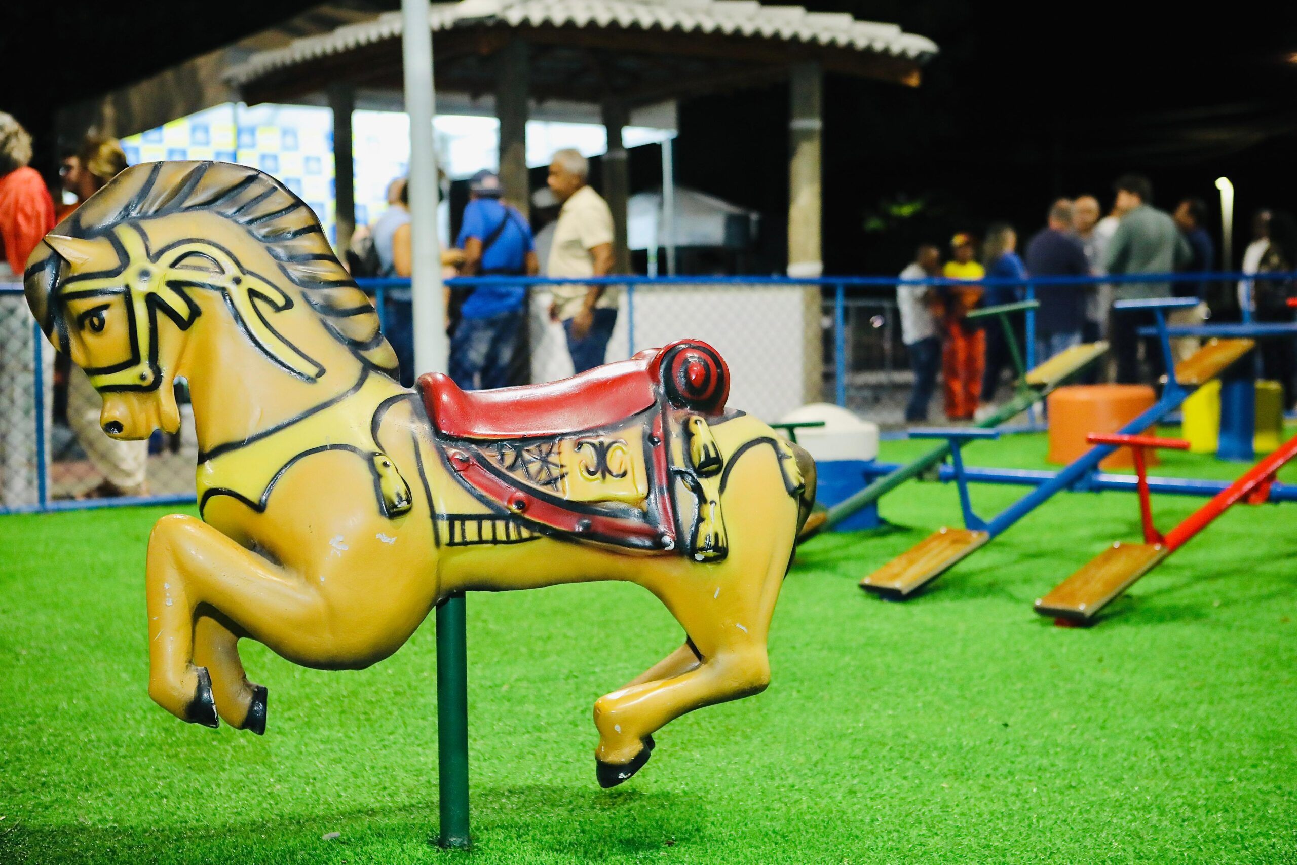 Capa: Prefeitura de Salvador entrega Praça Alameda das Samambaias requalificada em Piatã