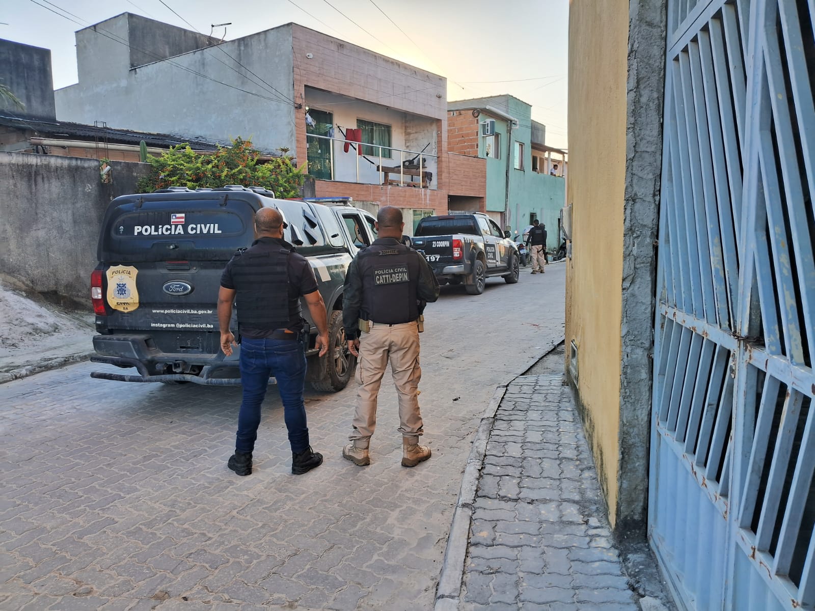Capa: Casal é preso em flagrante por tráfico de drogas durante operação em Porto Seguro