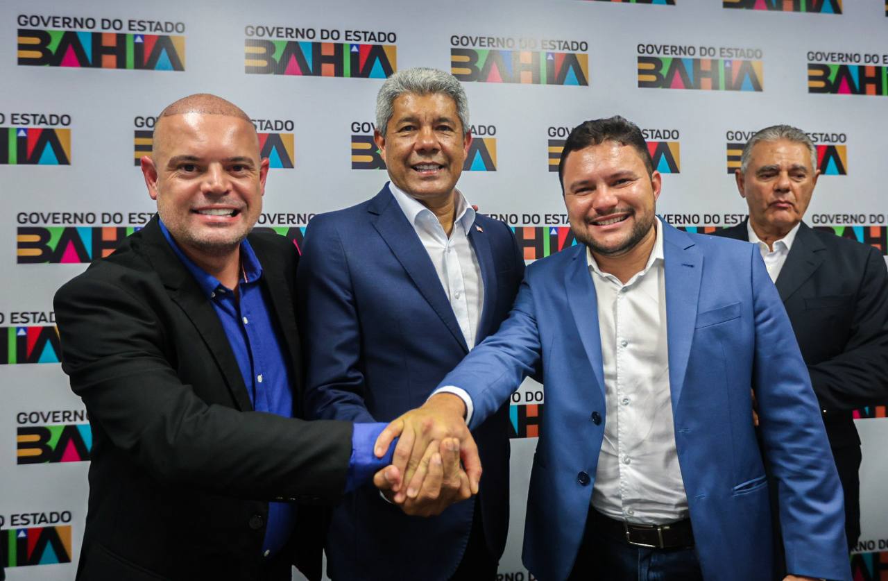 Capa: Prefeito que votou com ACM Neto se declara “soldado” de Jerônimo Rodrigues